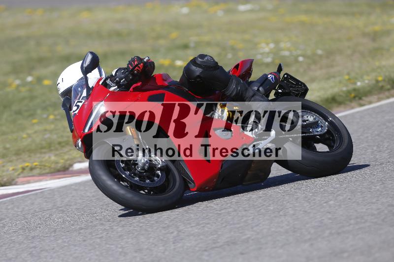 /05 07.04.2026 Cornu Master School ADR/Gruppe rot/25